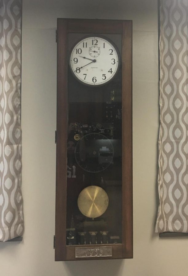 Grandfather clocks retrieves history